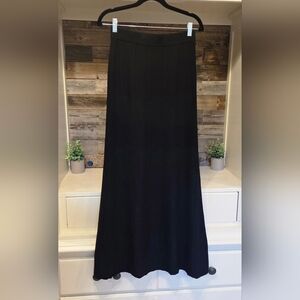 Aleeza Paris Solid Chic Black A-Line Skirt With Zig-Zag Design